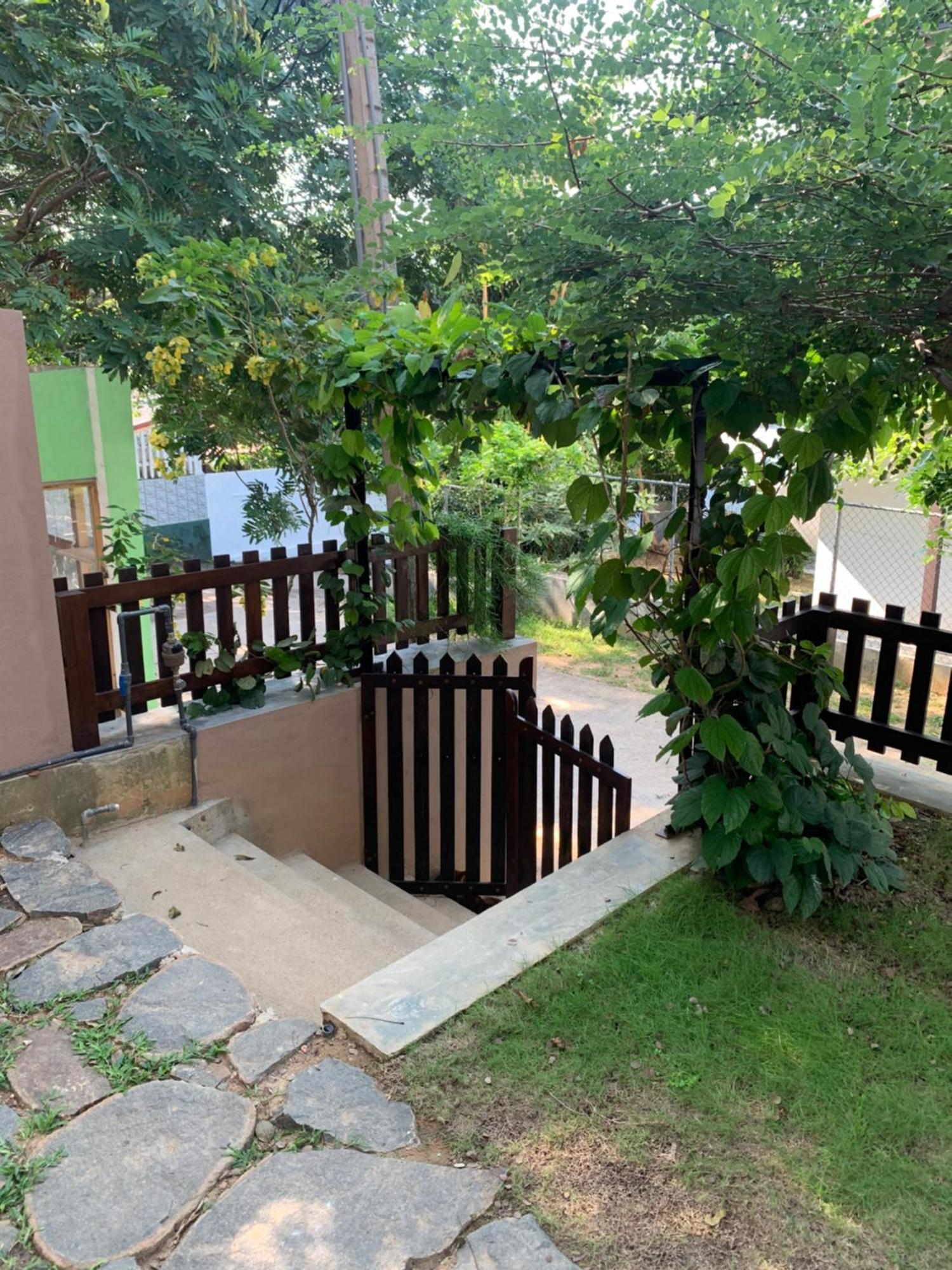 Bed and Breakfast Thaproo Bay Hiriketiya Dikwella Sur Exterior foto